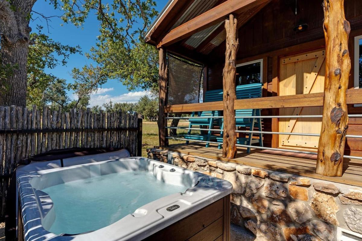 Rockin' R - Morning Star Cabin Fredericksburg Exterior foto